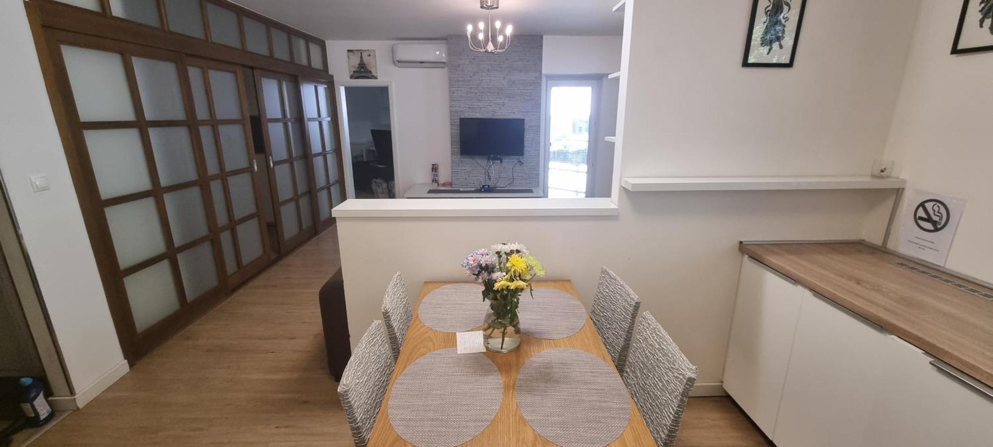 Family Apartman V Centre Mesta Bratislavaアパートメント エクステリア 写真